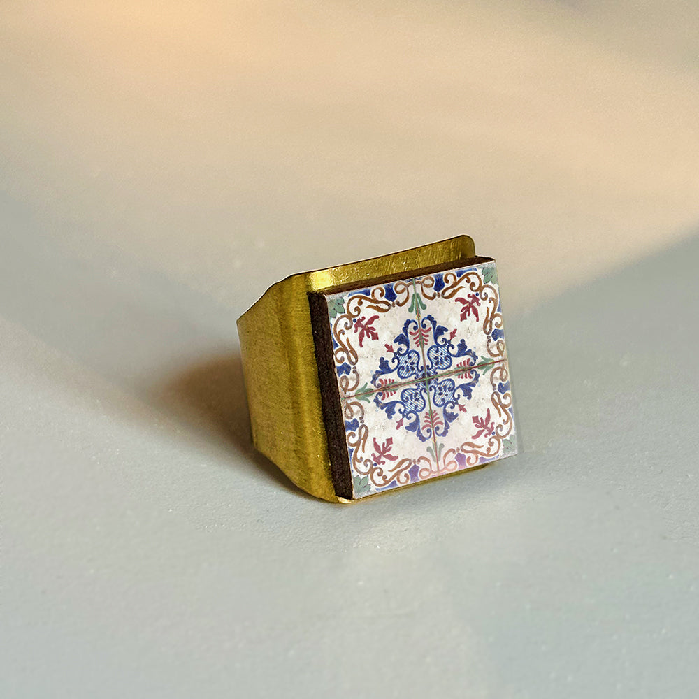 Anello artigianale maiolica in ottone, design moderno, fatta a mano in Italia, SICILIA