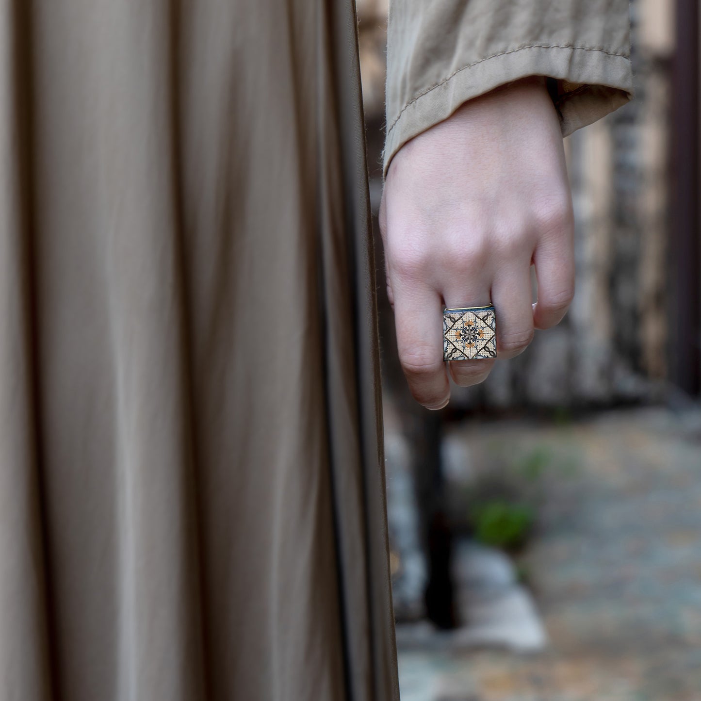 ANELLO artigianale maiolica in ottone, design moderno, fatta a mano in Italia, SICILIA