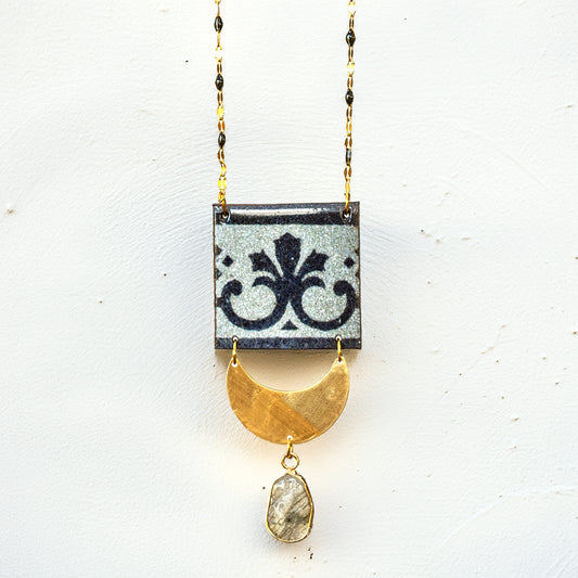 Collana artigianale maiolica in ottone, design moderno, fatta a mano in Italia, SICILIA