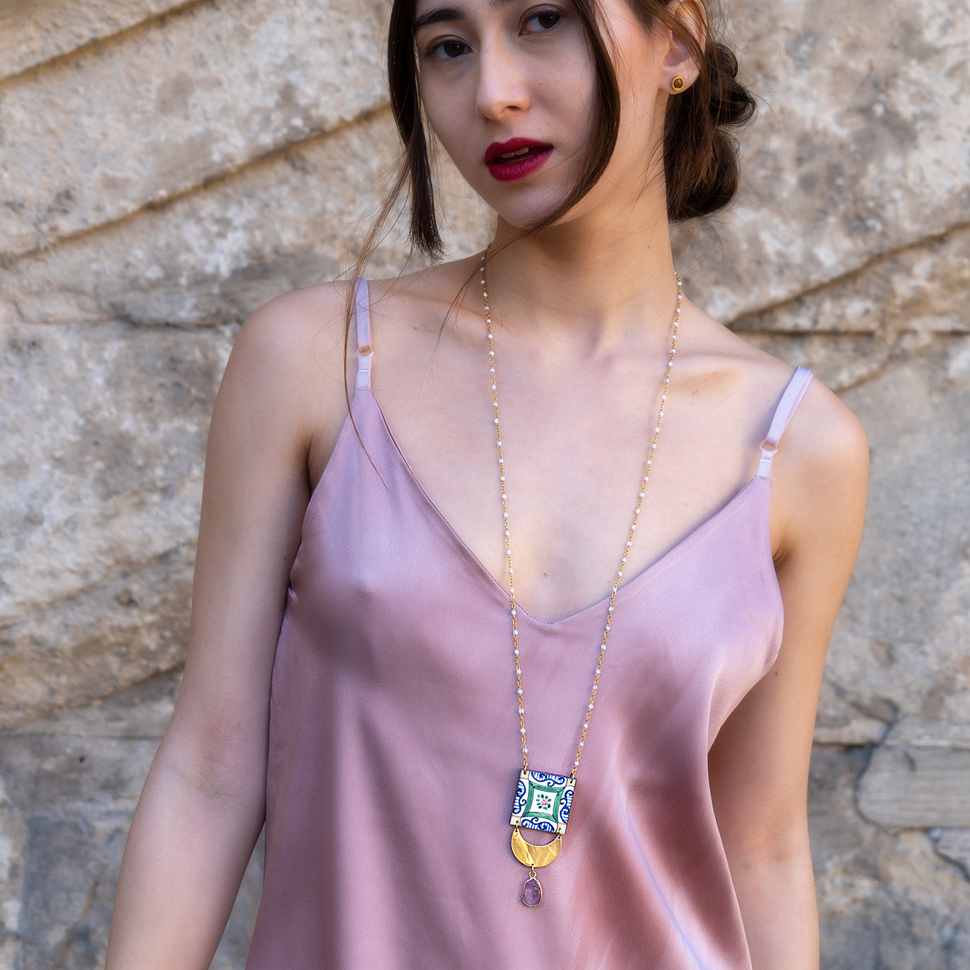 Collana artigianale maiolica in ottone, design moderno, fatta a mano in Italia, SICILIA