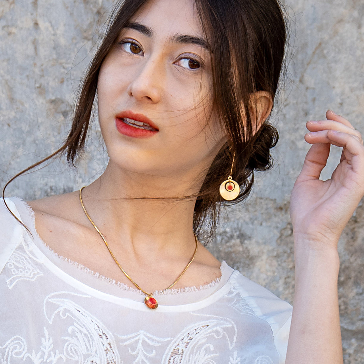 Orecchini artigianali maiolica in ottone, design moderno, fatta a mano in Italia, SICILIA