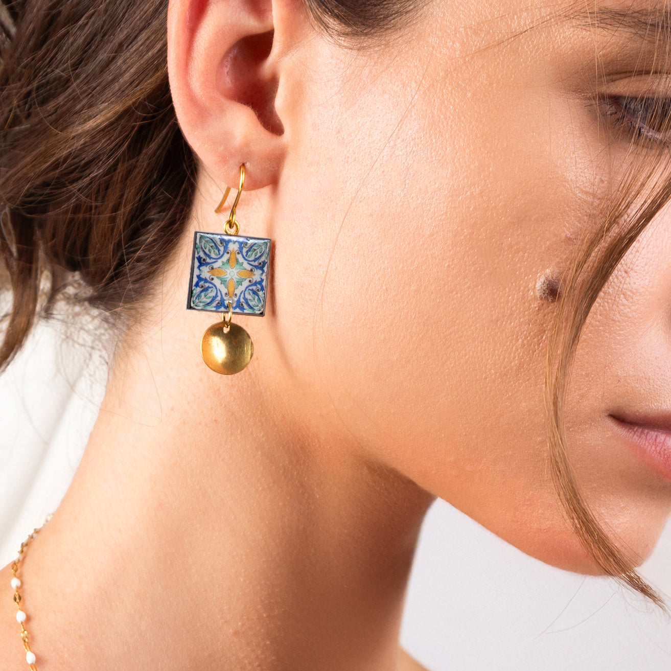 Orecchini artigianali maiolica in ottone, design moderno, fatta a mano in Italia, SICILIA