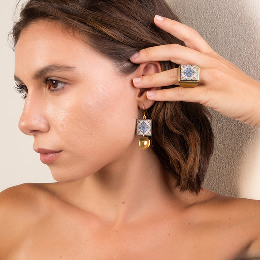 Orecchini artigianali maiolica in ottone, design moderno, fatta a mano in Italia, SICILIA