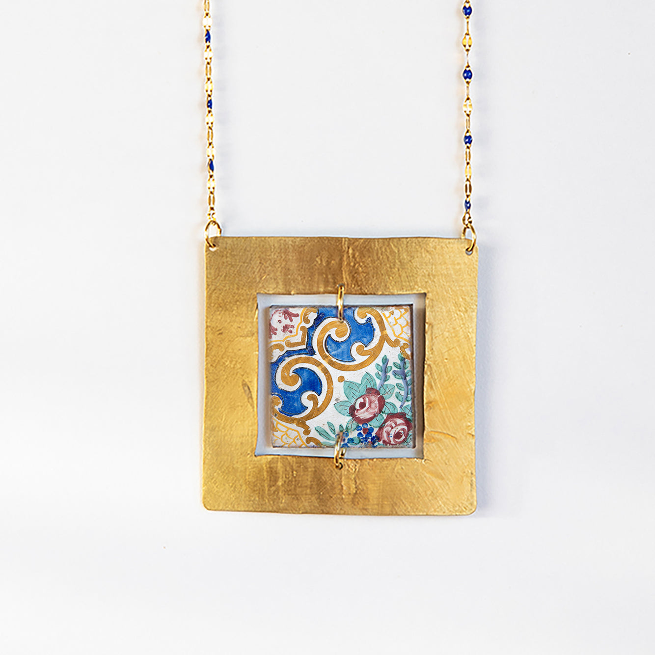 Collana artigianale maiolica SICILIA in ottone, design moderno, fatta a mano in Italia