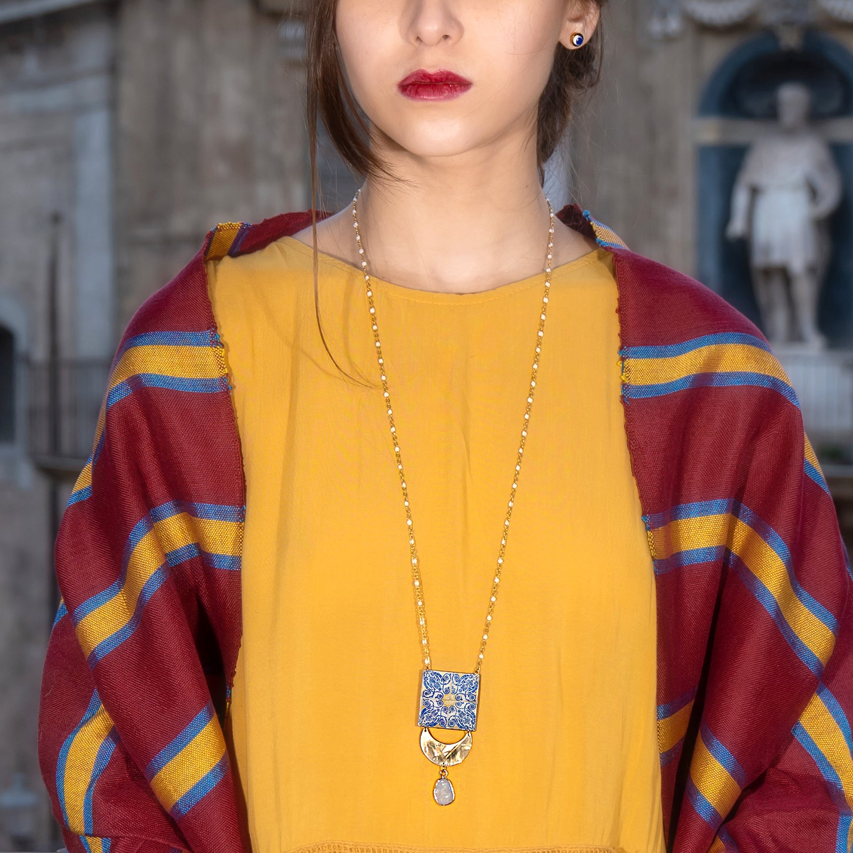 Collana artigianale ceramica in ottone, design moderno, fatta a mano in Italia, SICILIA
