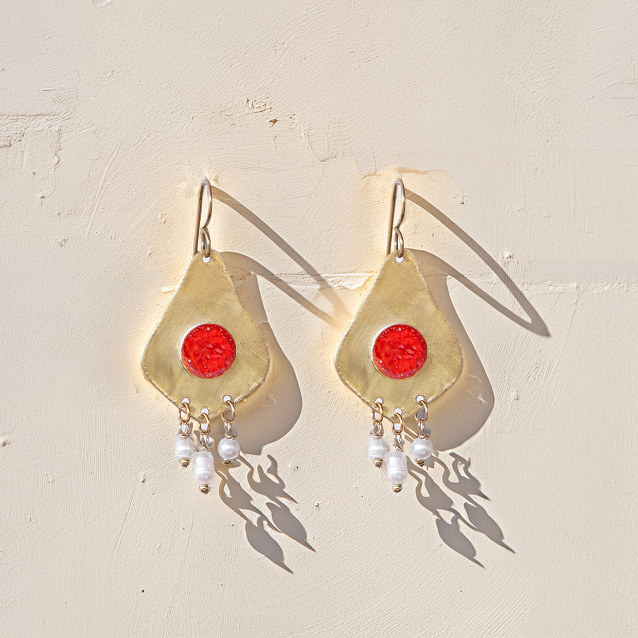 Orecchini artigianali maiolica in ottone, design moderno, fatta a mano in Italia, gioielli, SICILIA