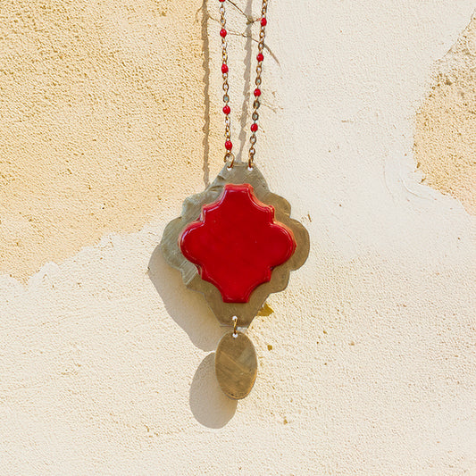 Collana artigianale ceramica in ottone, design moderno, fatta a mano in Italia, SICILIA